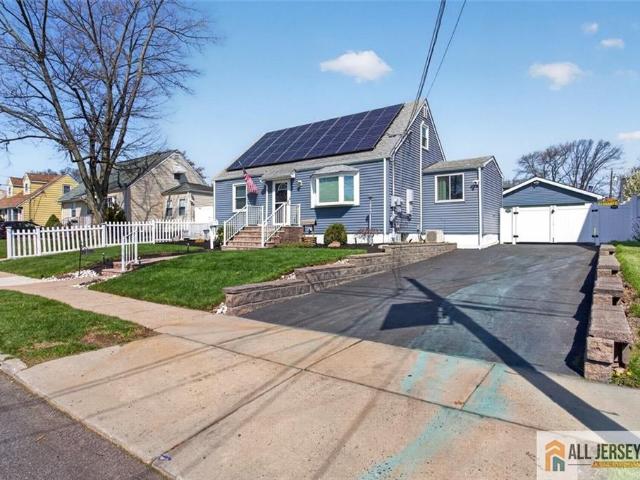 House for sale in Avenel, New Jersey