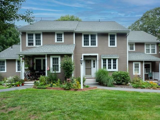 Condo for sale in Hopedale, Worcester County
