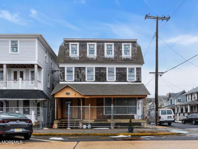 House for sale in Monmouth, New Jersey