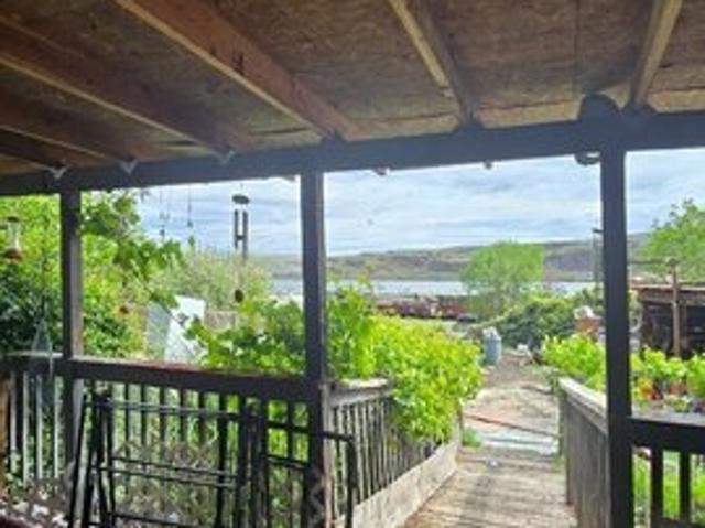 House for sale in Wishram, Washington