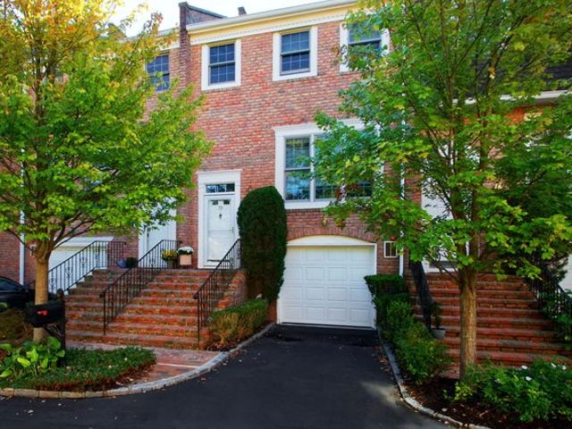 Condo for sale in Nassau, New York