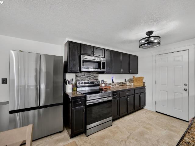 House for sale in Coquille, Coos County