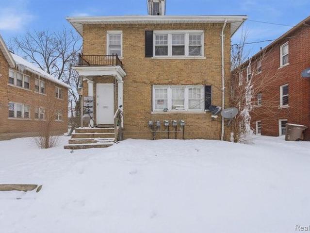 House for sale in Pontiac, Michigan