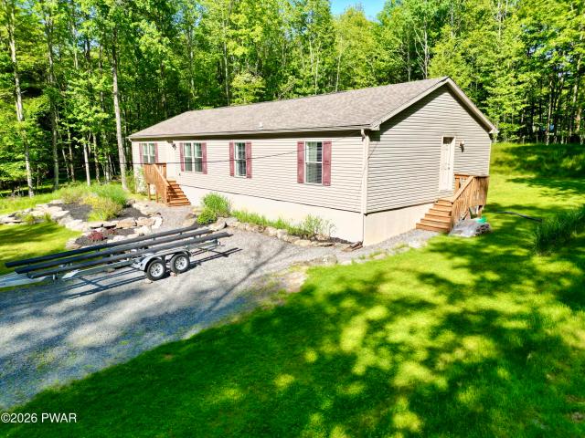 House for sale in Hamlin, Pennsylvania