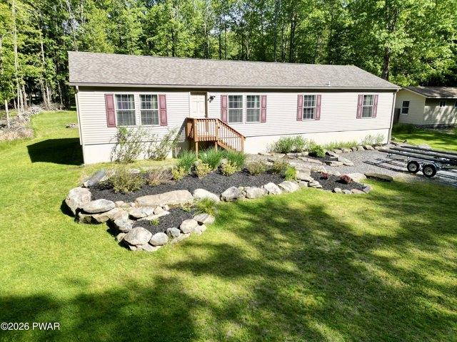 House for sale in Lake Ariel, Pennsylvania
