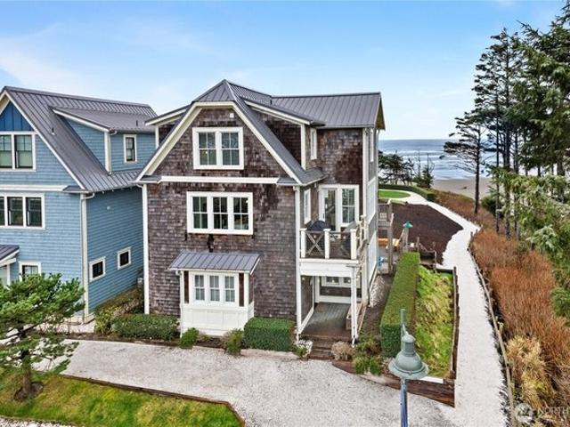 House for sale in Moclips, Washington
