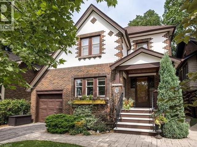 House for sale in Ancaster, Ontario