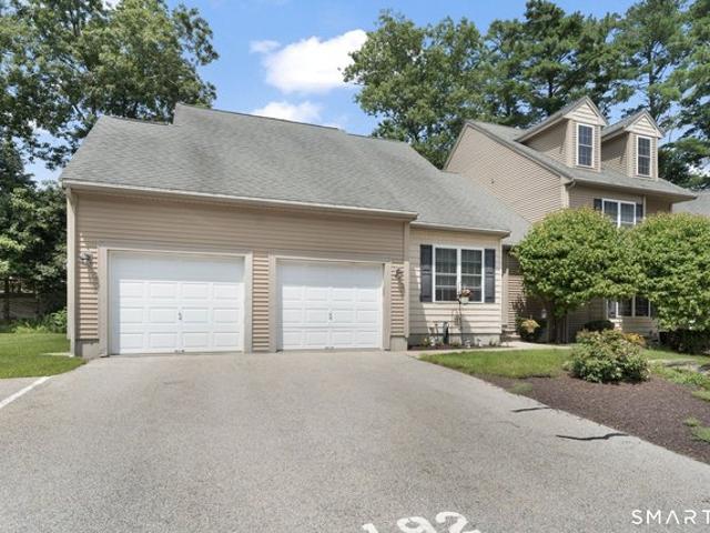 Condo for sale in Putnam, Connecticut
