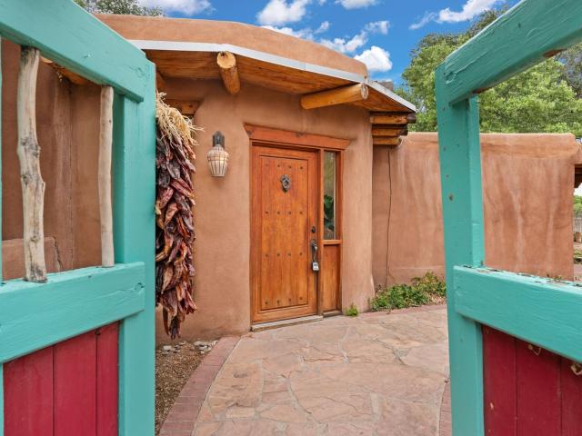 House for sale in Corrales, New Mexico