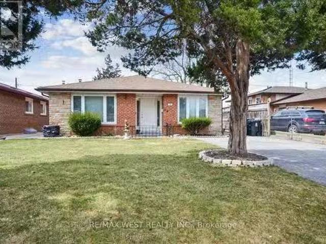 House for sale in Woburn, Ontario