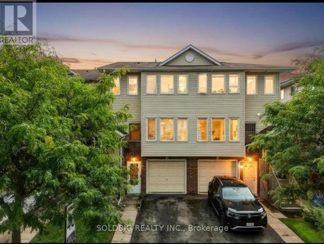 Townhouse for sale in Georgetown, Ontario