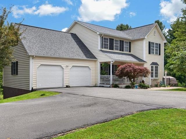 House for sale in Virginia