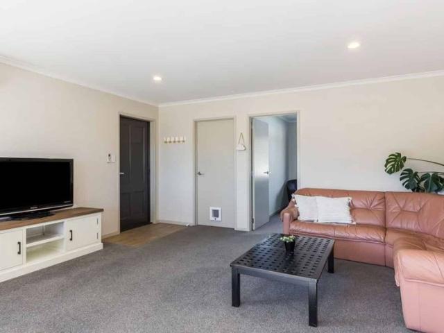 House for rent in Pauatahanui, Wellington