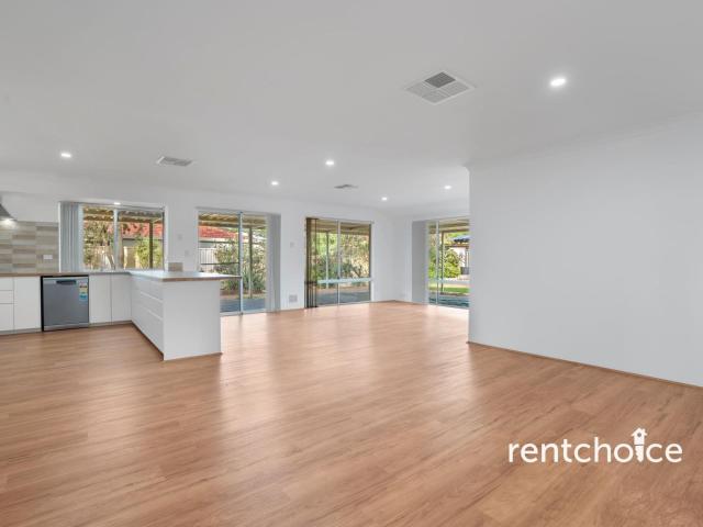 Apartment for rent in Halls Head
