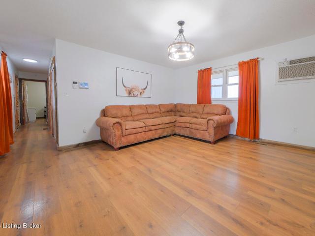 House for sale in Eminence, Henry County