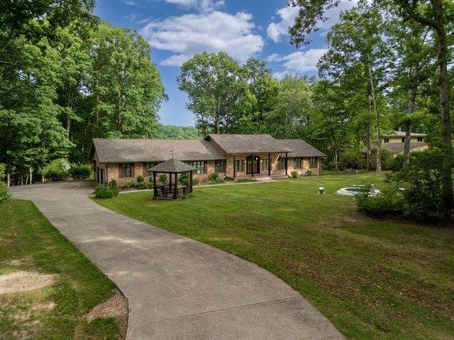 House for sale in Beckley, West Virginia