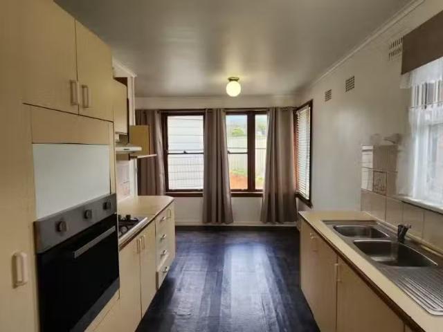 House for rent in Whalan, Sydney