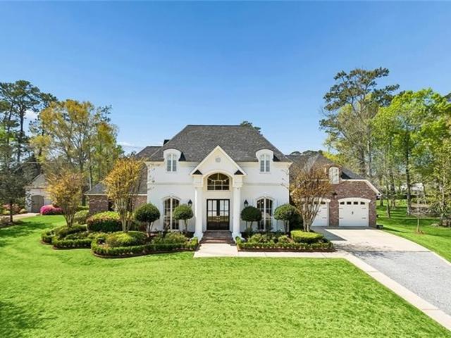 House for sale in Mandeville, Louisiana