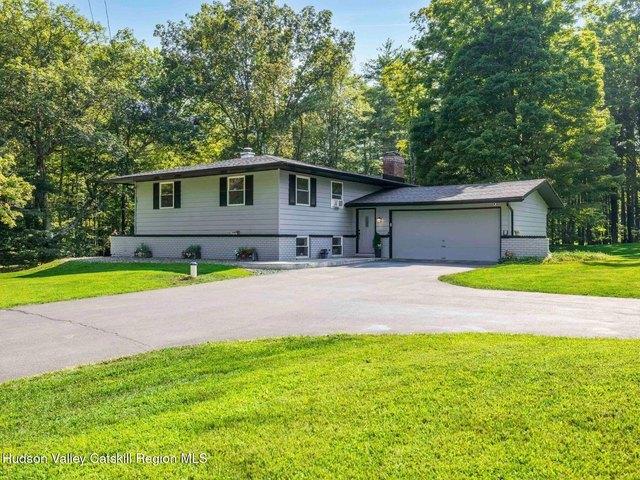 House for sale in Bearsville, New York