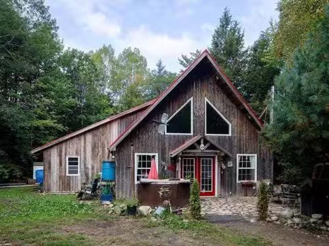 House for sale in Windsor Forks, Hants County