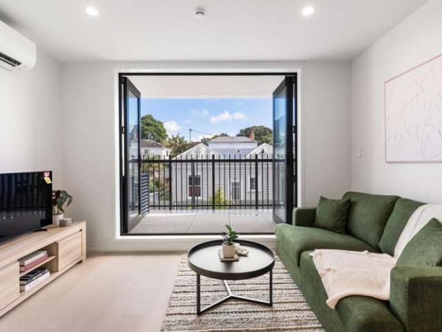 Townhouse for sale in Mount Albert, Albert-Eden