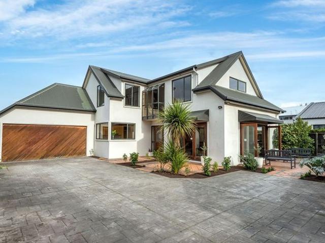 House for rent in Chaslands, Canterbury