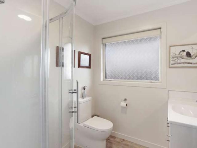 Apartment for sale in Chaslands, Canterbury