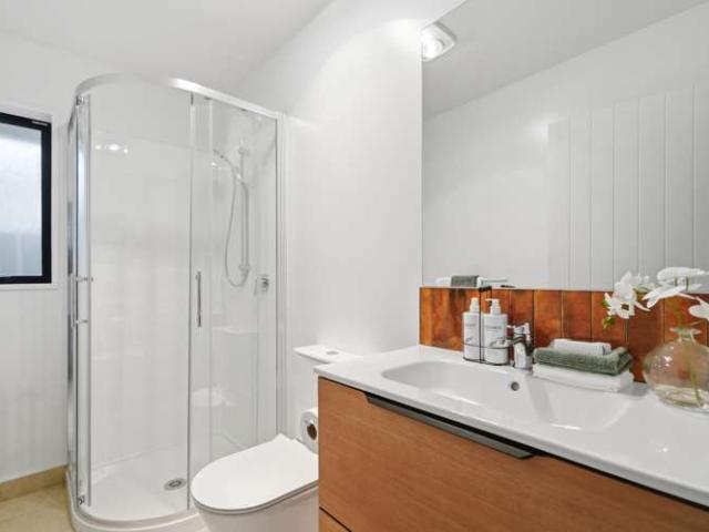 House for sale in Chaslands, Canterbury