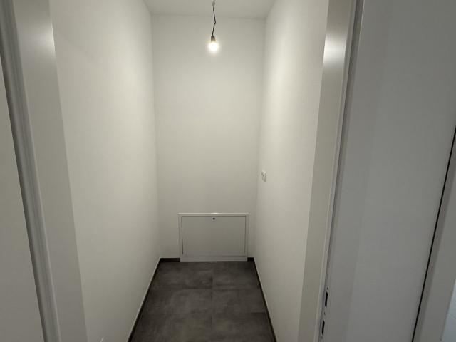 Etagenwohnung mieten in Straß