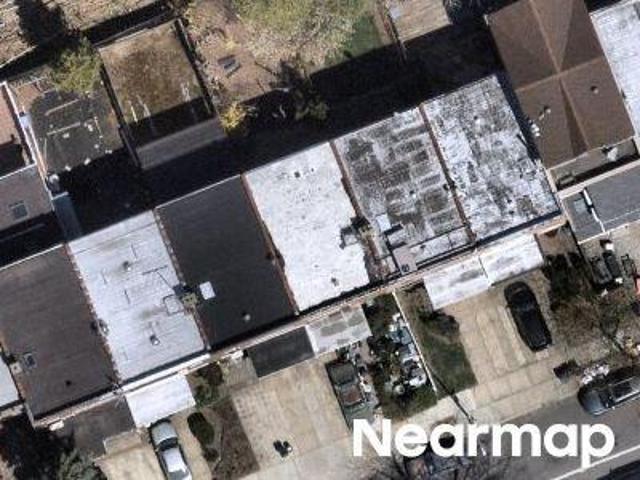 House for sale in Queens, Arverne