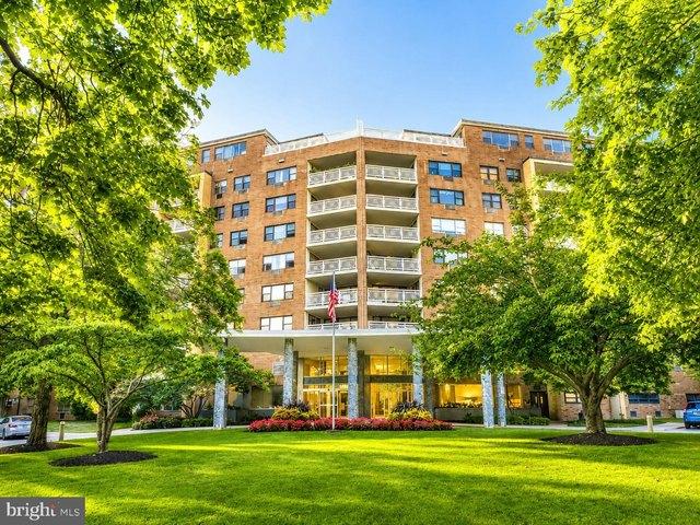 Condo for sale in Wyncote, Pennsylvania