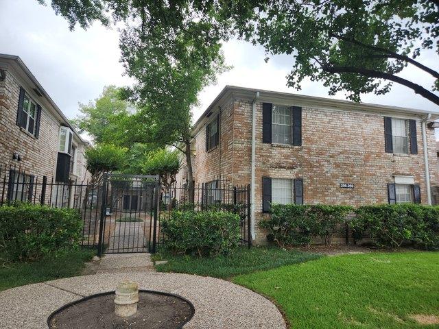 Condo for sale in Harris, Texas
