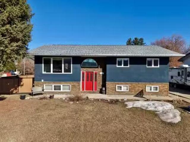 House for sale in Peace River, Alberta
