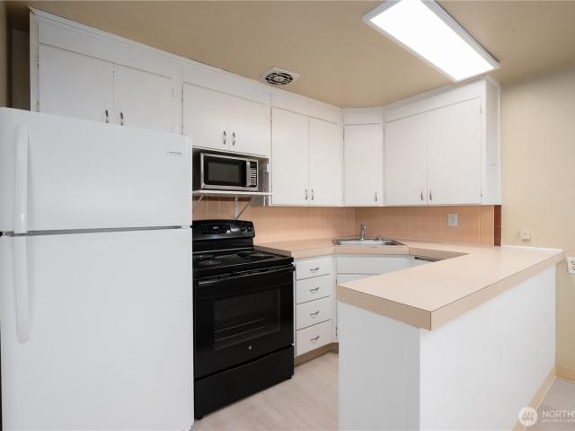 House for sale in University Place, Washington
