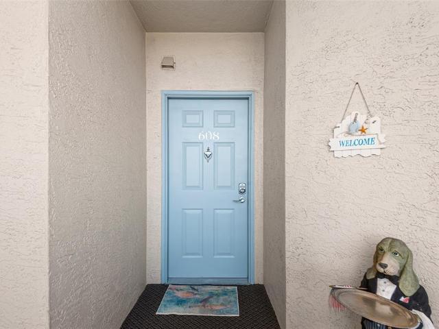 Condo for sale in South Pasadena, Florida