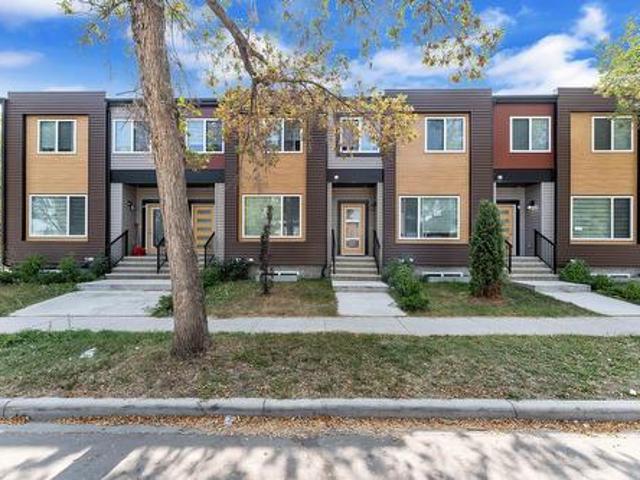 Property for sale in Wedgewood, Alberta