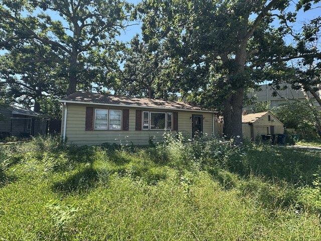 House for sale in Bridgeview, Cook County