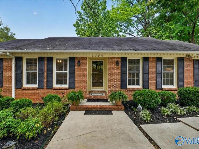 House for sale in Double Tree, Huntsville