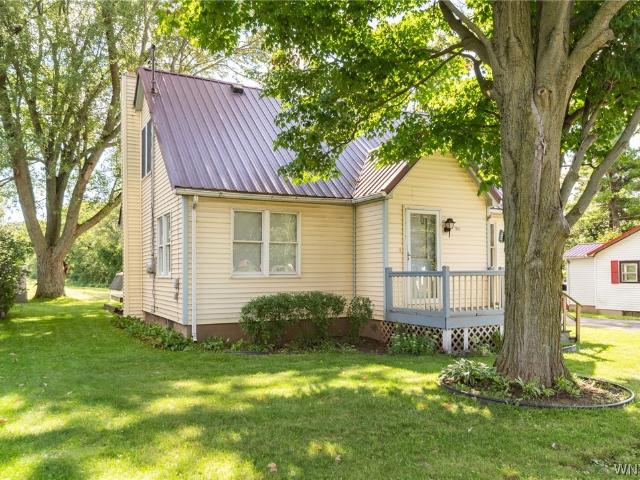 House for sale in Indian Falls, Town of Pembroke