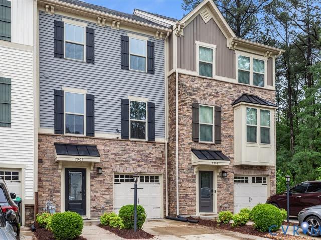 Townhouse for sale in Virginia