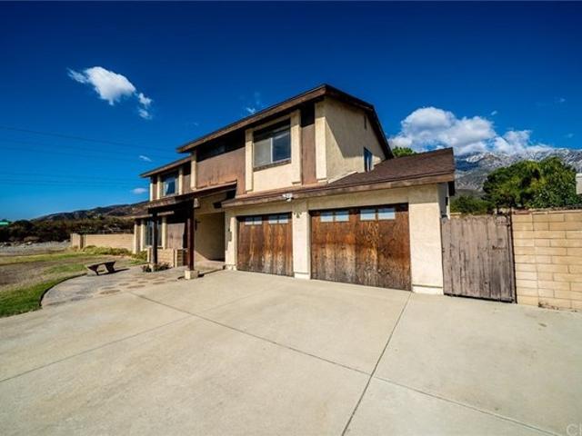 House for sale in Alta Loma, Alta