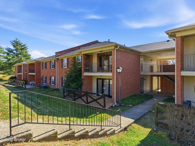 Condo for sale in Prospect, Kentucky