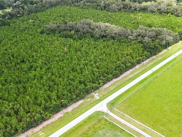 House for sale in Archer, Florida