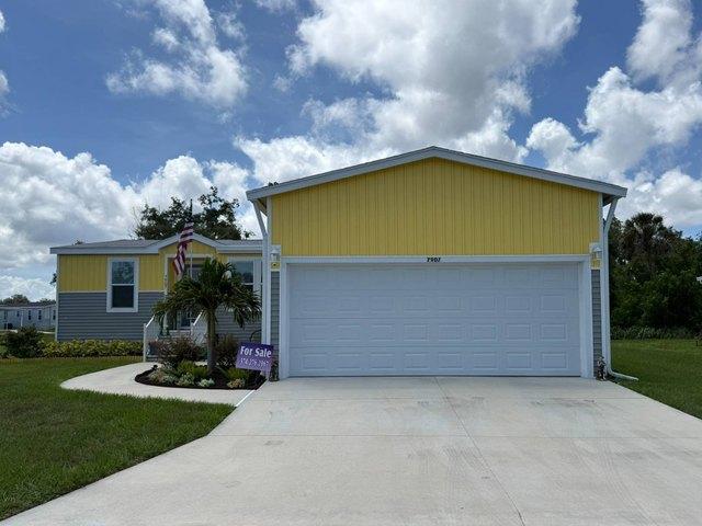 House for sale in Ellenton, Florida