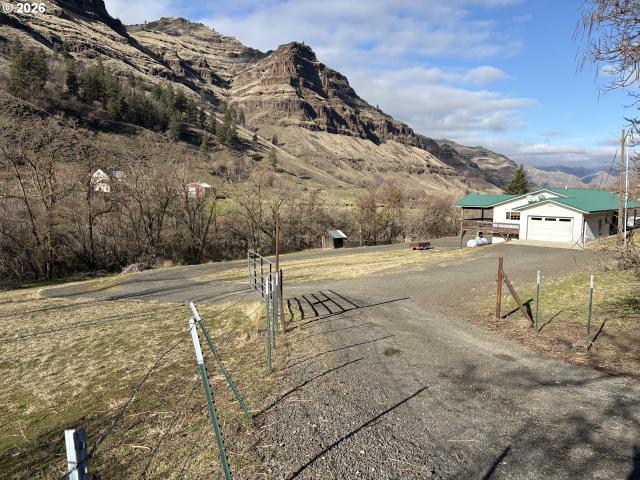 House for sale in Oregonia