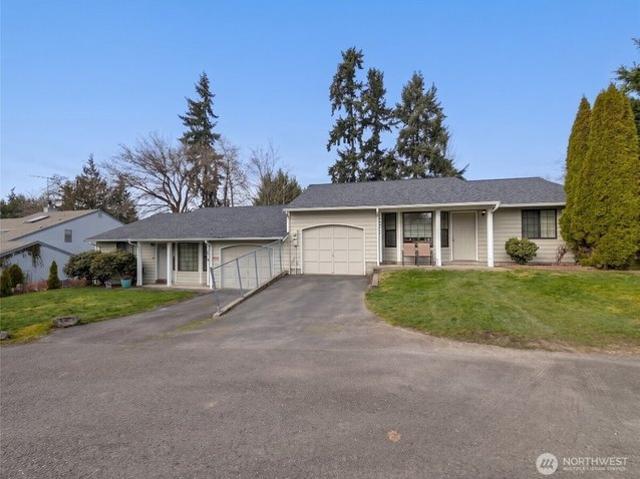 House for sale in Puyallup, Washington
