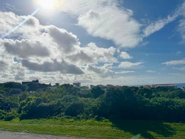 Land for sale in Cape St Francis, Eastern Cape