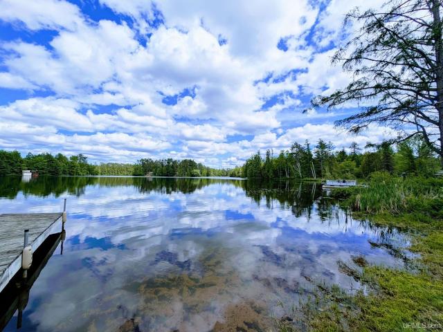 House for sale in Gwinn
