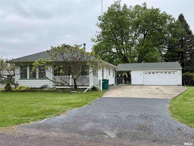 House for sale in Galesburg, Illinois