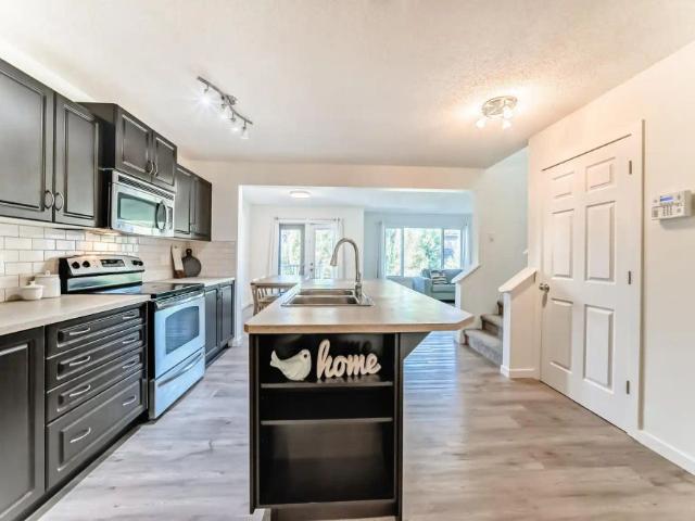 House for rent in Town of Cochrane, Alberta